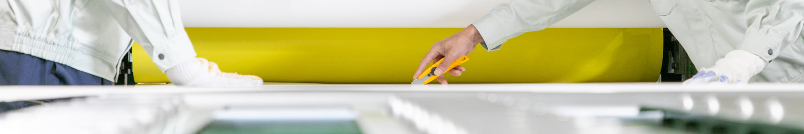 作業している従業員